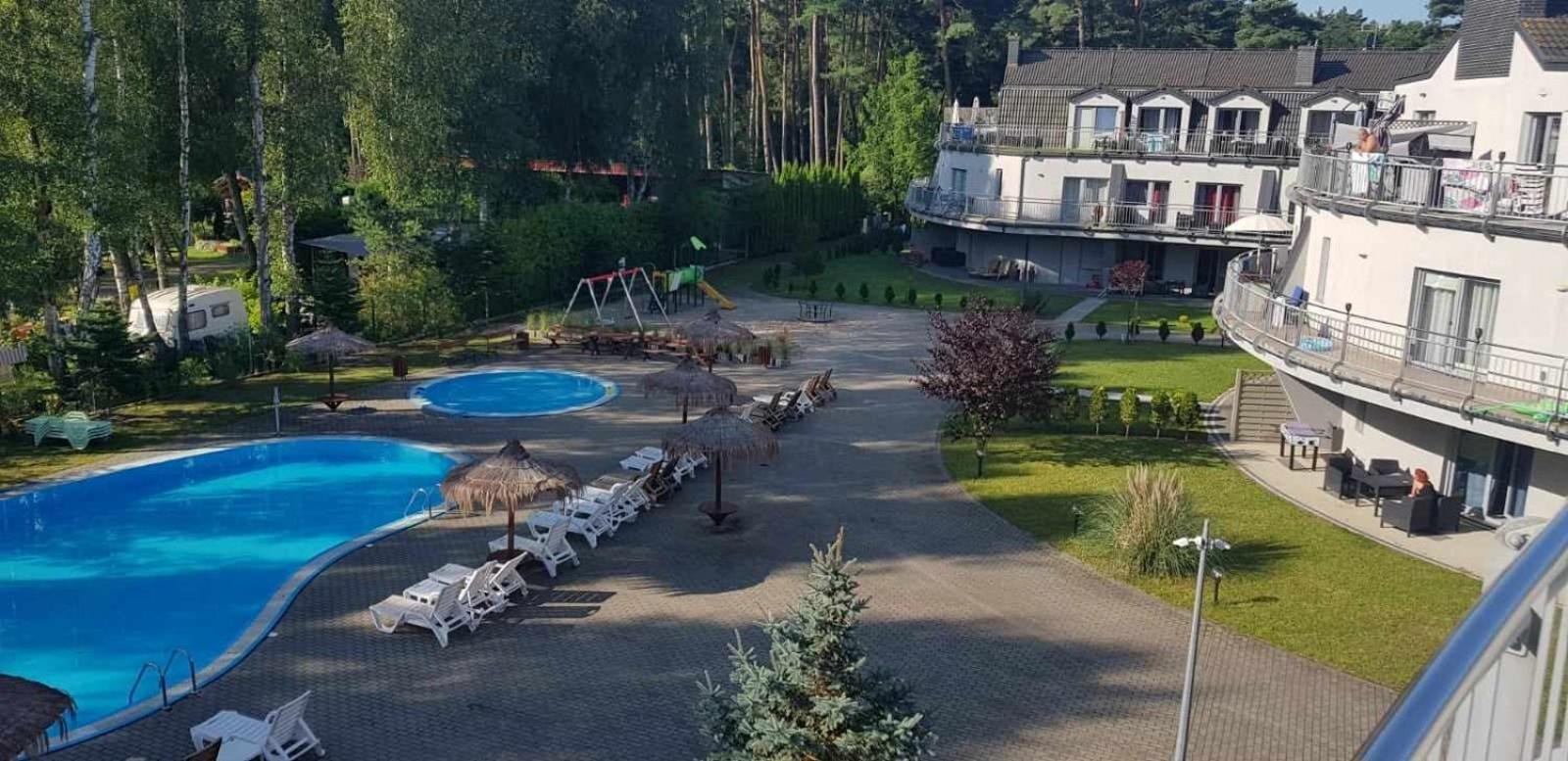 Romantyczny Apartament Happy 16 Basen & Kort Tenisowy, Ochrona 24 H - Dla Maksymalnie 6 Osob Pobierowo Exterior photo